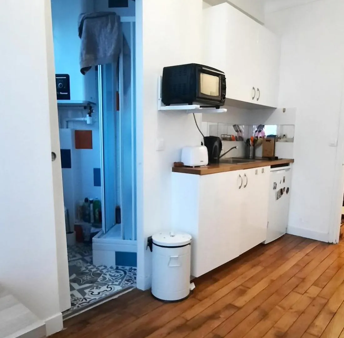 Apartment Studio Paris 13 Quartier Butte-Aux-Cailles France